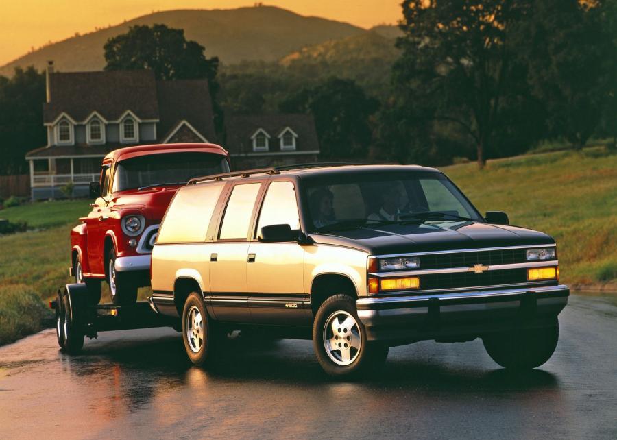  Chevrolet 1500 Suburban (GMT400) 1992 года  (фото 4 из 9)